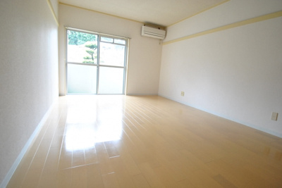 【居間・リビング】 | エトランゼ宮本3