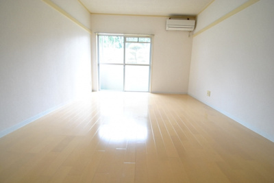 【居間・リビング】 | エトランゼ宮本3