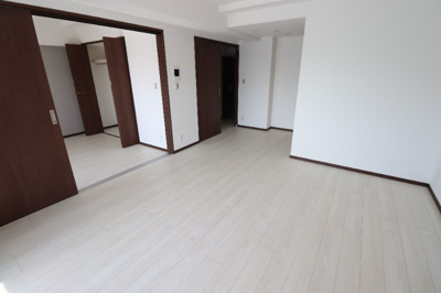 【居間・リビング】 | ジェノヴィア本所吾妻橋Ⅲ