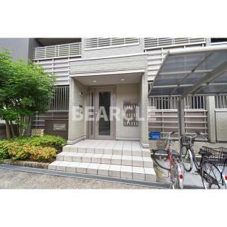 【エントランス】 | クレール北白川 | 落ち着いたエントランスです