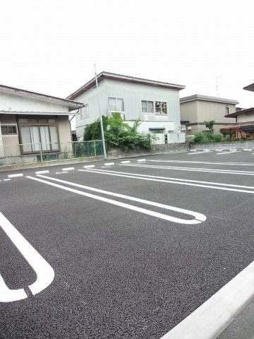 ヴィラ　ルミナーレ　Ⅱの駐車場|駐車場