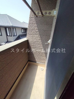 【バルコニー】 | セザンヌ小鷹野２ | 別部屋写真です。