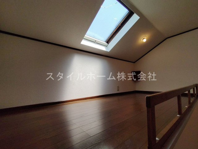 【内装】 | セザンヌ小鷹野２ | 別部屋写真です。