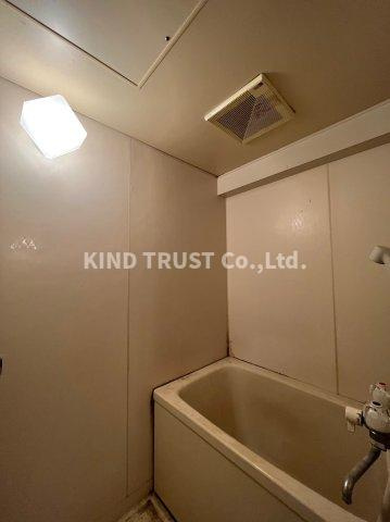 中崎西ハイツの浴室|きれいなお風呂です