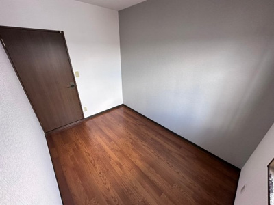 【洋室】 | ユージィーコート巽