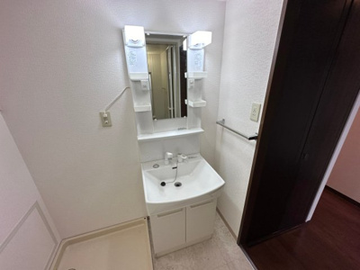 【洗面所】 | ユージィーコート巽
