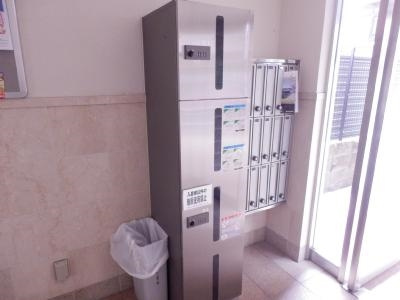 リエゾン四条のその他|宅配ＢＯＸ