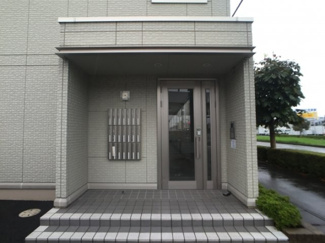 【エントランス】 | クレール シャンブル