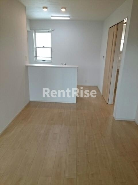 ファミール・Ｋ　参番館Ⅱの居間・リビング|居室・リビング