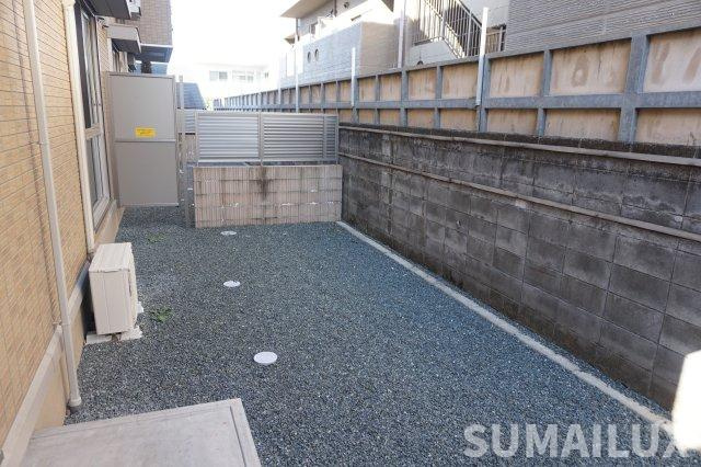 熊本市中央区水前寺５丁目のアパートのバルコニー