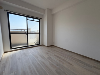 【洋室】 | 本町プラザ | ゆったりした洋室です