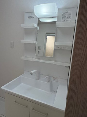 【独立洗面台】 | 本町プラザ | 使いやすい独立洗面台です