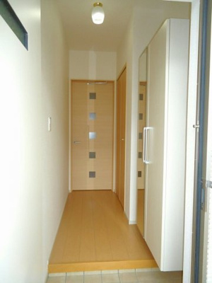 【玄関】 | カーサ下五井 | シンプルで使いやすい玄関です