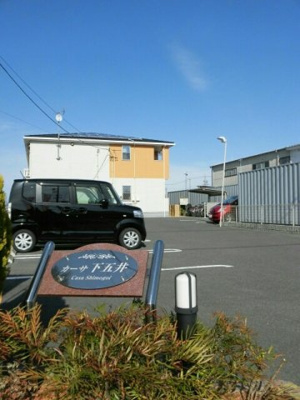 【エントランス】 | カーサ下五井 | 建物の内部です