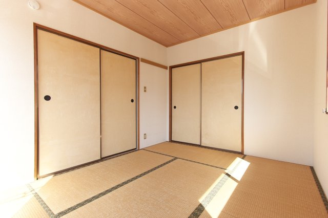 エステート広Dの和室