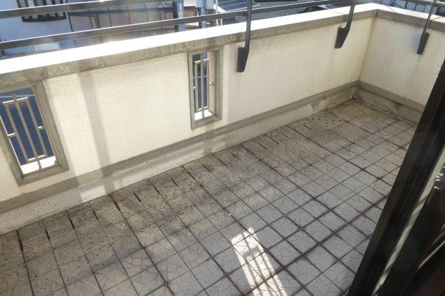 【バルコニー】 | 酒津秋山貸家 | 南バルコニー