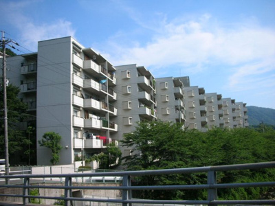 【外観】 | サンロイヤル池田バードヒルズ１号館