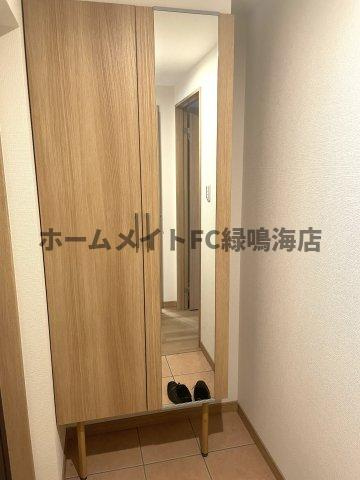 エムズハウス鳴海の玄関