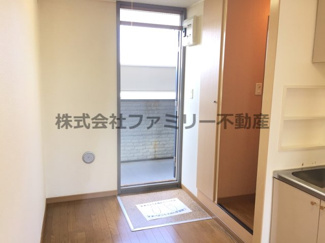 【玄関】 | グラスヒル平潟B