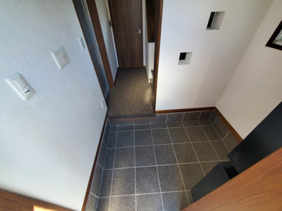 【ロビー】 | Cemetery Front　Iwatsuki