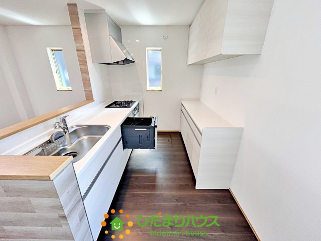 久喜市上町　新築一戸建て　04　クレアスタウン　のキッチン|使い勝手の良いお料理が楽しくなるキッチン！