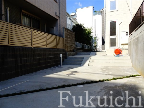 BHF柿の木坂のエントランス