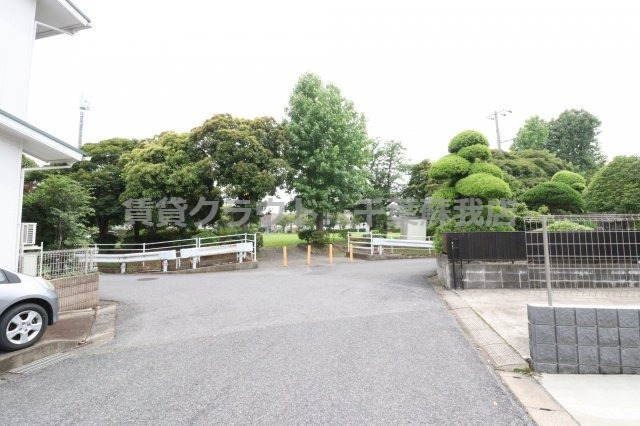 リオハイトの周辺|駐車場に車を止められます