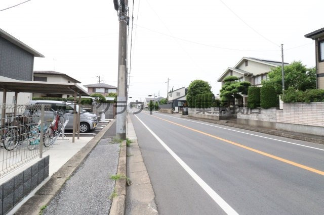 リオハイトの周辺|駐車スペースもあります