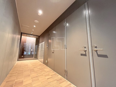 【ロビー】 | イエント本町ビル | イエント本町ビル　ロビー