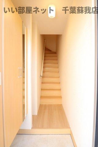 ソレイユの玄関|収納もある玄関です