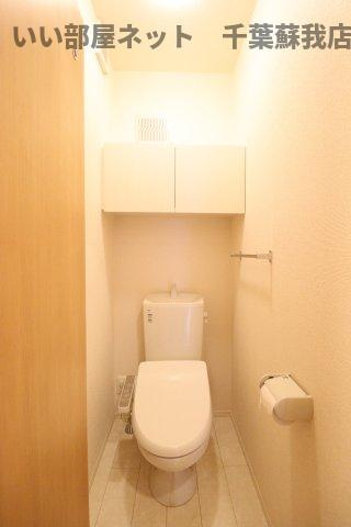 ソレイユのトイレ|落ち着いた色調のトイレです