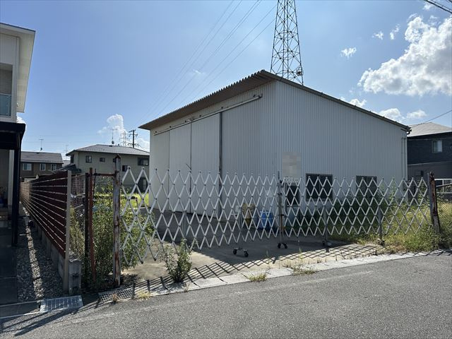 ６１７５４　瑞穂市稲里倉庫の外観