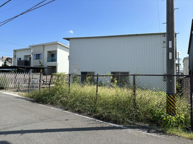 ６１７５４　瑞穂市稲里倉庫の外観