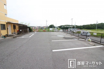 【駐車場】 | ハイツチェリーブロッサム