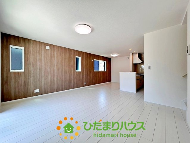 久喜市上町　新築一戸建て　02　クレアスタウン　の居間・リビング|ナチュラルテイストな落ち着くリビング。