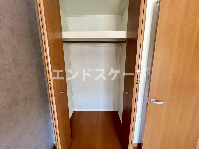 プレミール　A棟の収納|高崎、前橋、伊勢崎エリアのお部屋探しはエンドスケープまで！お客様の理想お聞かせ下さい♪
