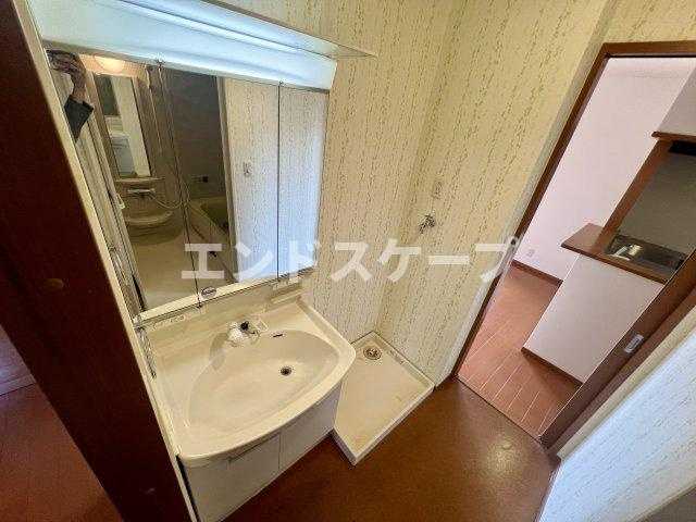 プレミール　A棟の洗面所|高崎、前橋、伊勢崎エリアのお部屋探しはエンドスケープまで！お客様の理想お聞かせ下さい♪