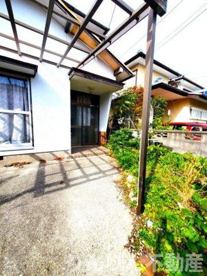 【駐車場】 | 西新浜戸建て | 駐車場完備です