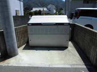 【その他共用部分】 | 物件専用ダストボックス有ります♪