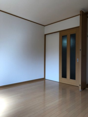 仲介手数料0！！ウインズ名城の洋室