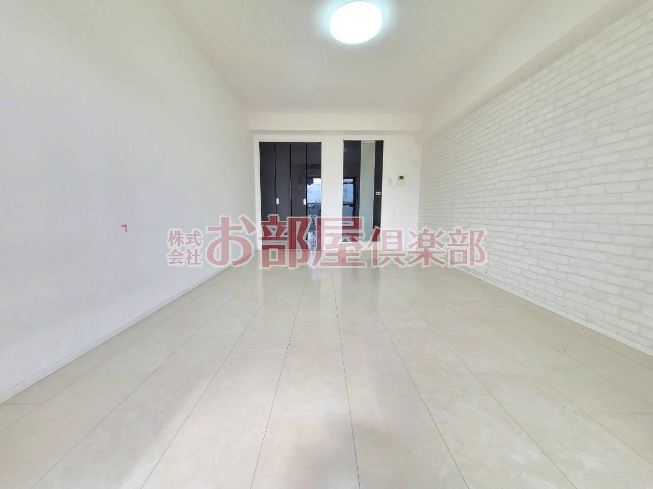 グランドセレブ真木の居間・リビング|使いやすいリビングです