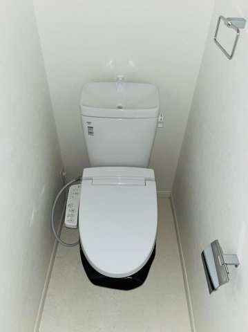 仲介手数料0！！プレミア清水のトイレ
