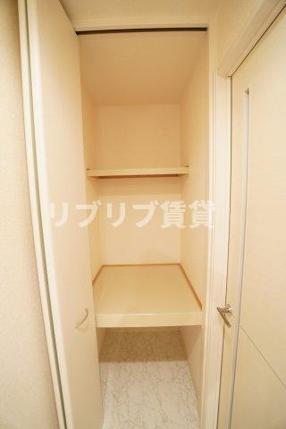 グリーンコート貝塚３号館の収納