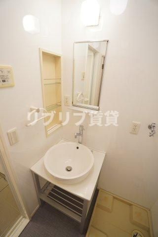 グリーンコート貝塚３号館の洗面所