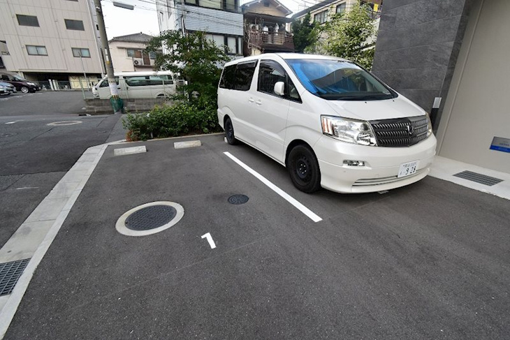 【駐車場】ハーヴェスト江坂 