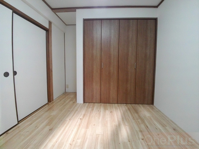 ファミネス芦屋の居間・リビング