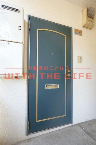 山口第一ビル【キャッシュバック対象物件】の玄関|明るい玄関です