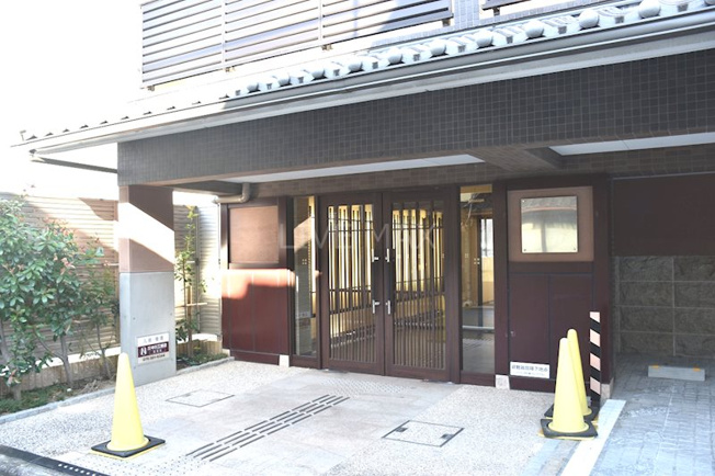 【エントランス】ラグゼナ清水五条