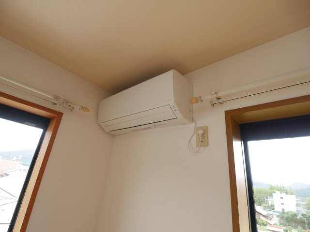 エル・モールKei3の設備|エアコンがついています。
