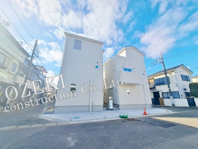 越谷市大沢新築戸建て2棟現場　時間を超えて受け継がれていく住まい-LIGNAGEリナージュ-の外観